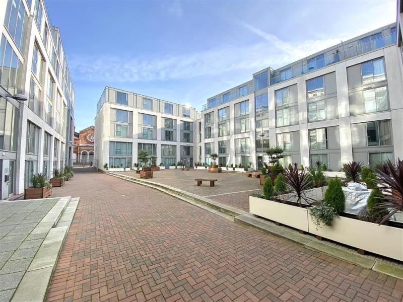 Centre Hub Apartment Бирмингам Екстериор снимка